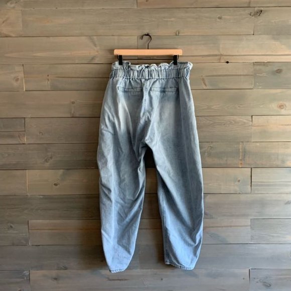 DISNEY HER UNIVERSE | Mickey & Minnie Jeans - Picture 7 of 7